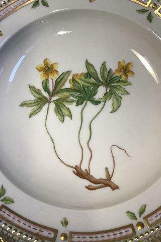 Royal Copenhagen Flora Danica Deep Plate No 20/3546