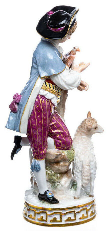 マイセン人形　フィギュリン　題名『羊飼いと子羊と伝書鳩』　V・アシエデザイン