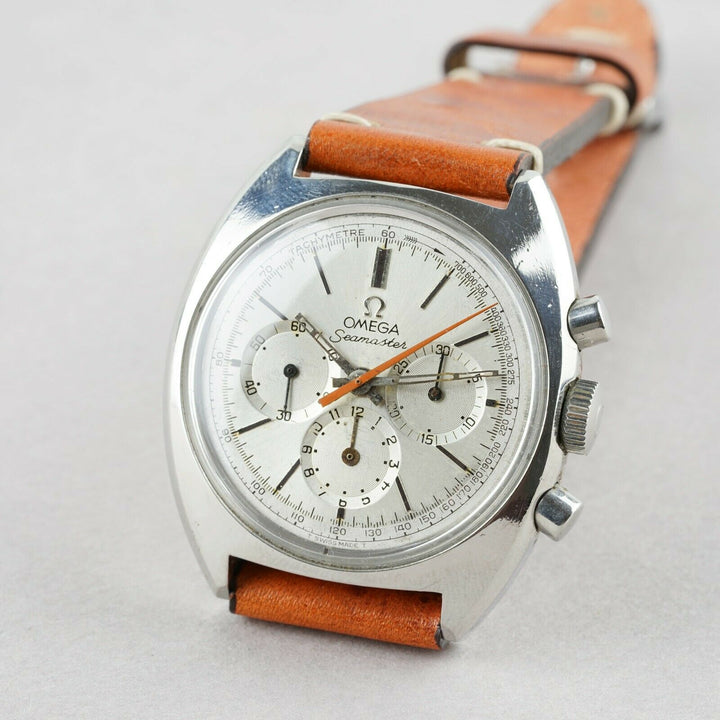 OMEGA SEAMASTER VINTAGE CHRONOGRAPH WRISTWATCH REF. 145.016-68 CIRCA 1960S