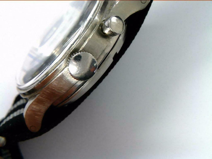 10% SALE Gents Vintage Military Lemania Watch (615 JKRR)