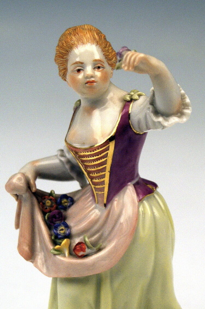 MEISSEN FIGUR GÄRTNERKIND MÄDCHEN ROSEN IN SCHÜRZE GARDENER CHILDREN NR: 60317