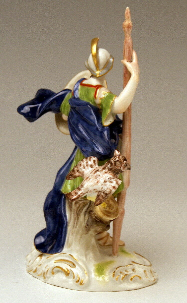 MEISSEN FIGUR ANTIKE GÖTTIN MINERVA ALLEGORIE DES KRIEGES UND DER WEISHEIT 1860