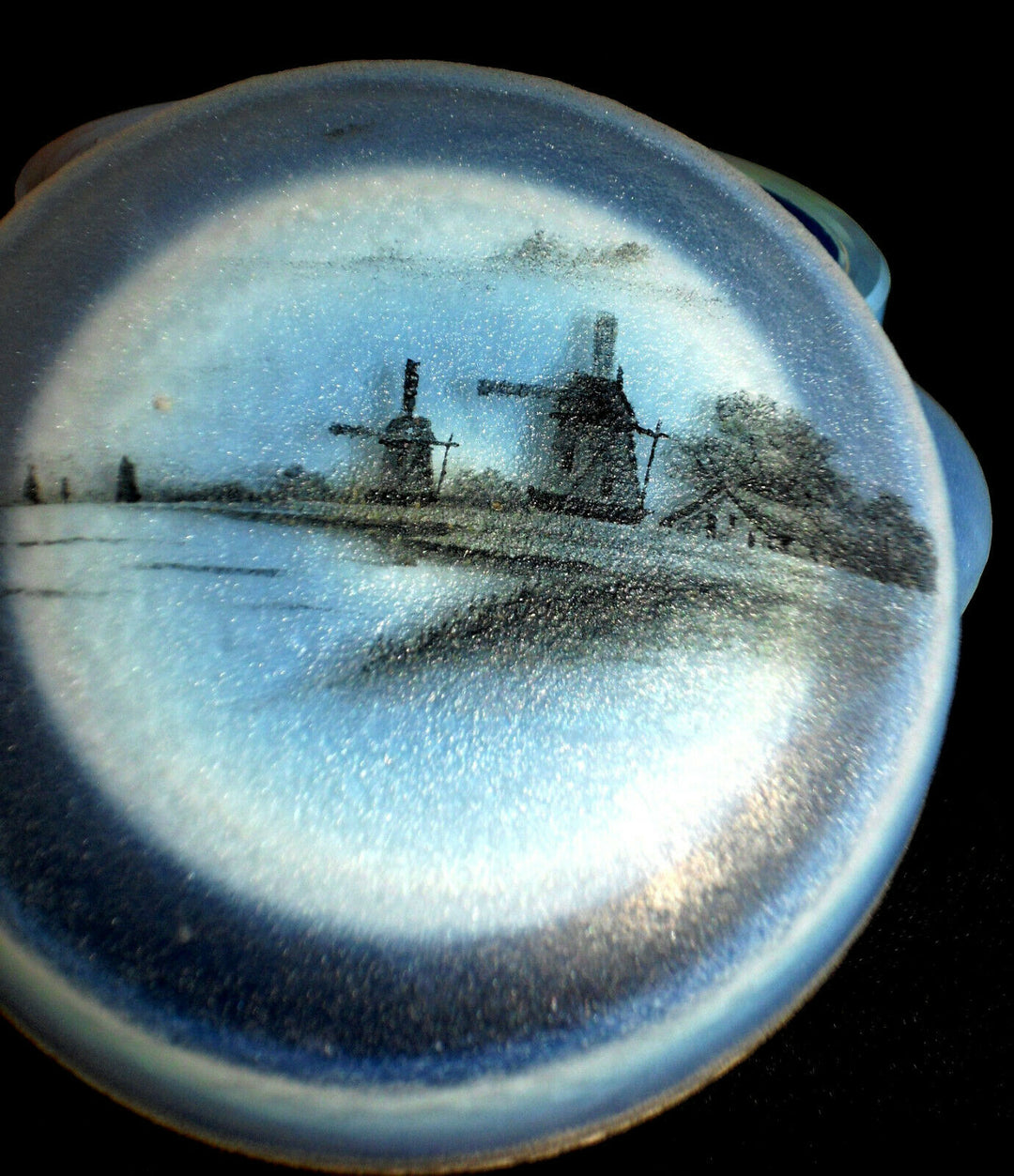 Belle boite Daum, decor hollandais, parfaite, era 1890-1896 galle vase
