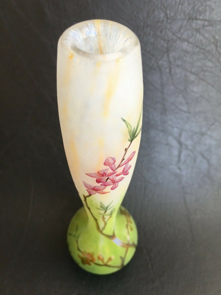 ドーム兄弟（ドームナンシー ）ジンチョウゲの花の縦長の花瓶