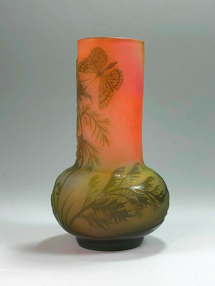 SUPERBE Émile Gallé quatre couleur paysage vase avec fougères et un papillon- afficher le titre d'origine