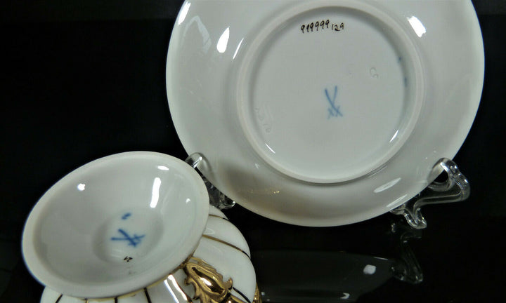 Meissen X Form 2 tlg. Mokkagedeck Tasse und Untere - Nr.2