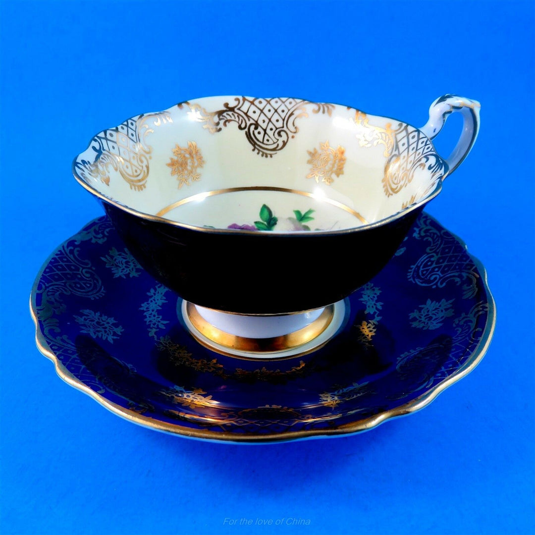 パラゴン　美麗なコバルトとクリーム色　花柄のカップ&ソーサー