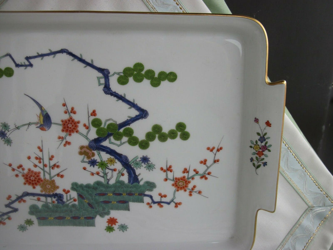 Schönes großes Meissen Tablett in Dekor Indisches Astmuster, drei Freunde
