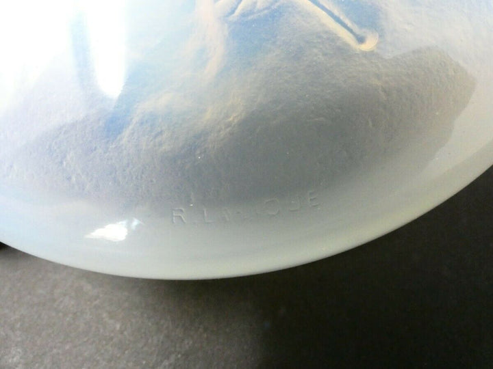 Rene Lalique Glass Opalescent 'Houppes' Box