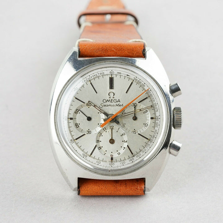 OMEGA SEAMASTER VINTAGE CHRONOGRAPH WRISTWATCH REF. 145.016-68 CIRCA 1960S