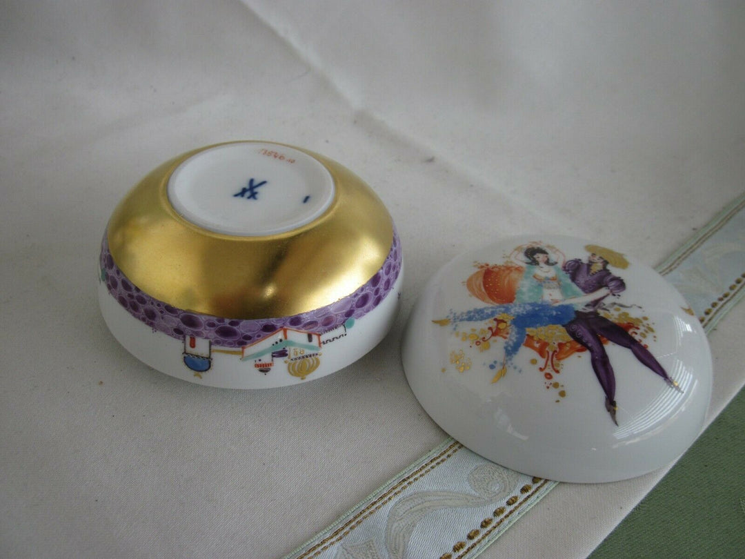 Schöne Meissen Schmuck-Dose in Dekor 1001 Nacht
