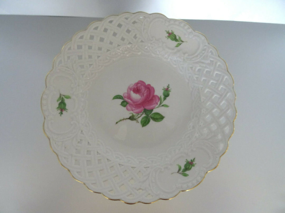 マイセン(Meissen)　ピンクローズ　透かし皿　脚付きコンポート