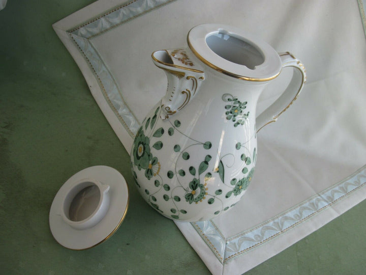 Schöne Meissen Kaffee-Kanne in Dekor Indisch Grün