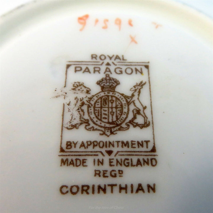 パラゴン　手描きのグリーン・コリンチアンのデミタスカップ&ソーサー