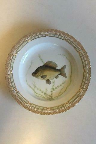 Royal Copenhagen Flora Danica Fish Plate No 20/3549