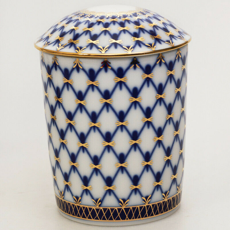 インペリアルポーセリン　蓋つきマグカップ＆ソーサーセット　コバルトネット模様 　ロモノーソフ