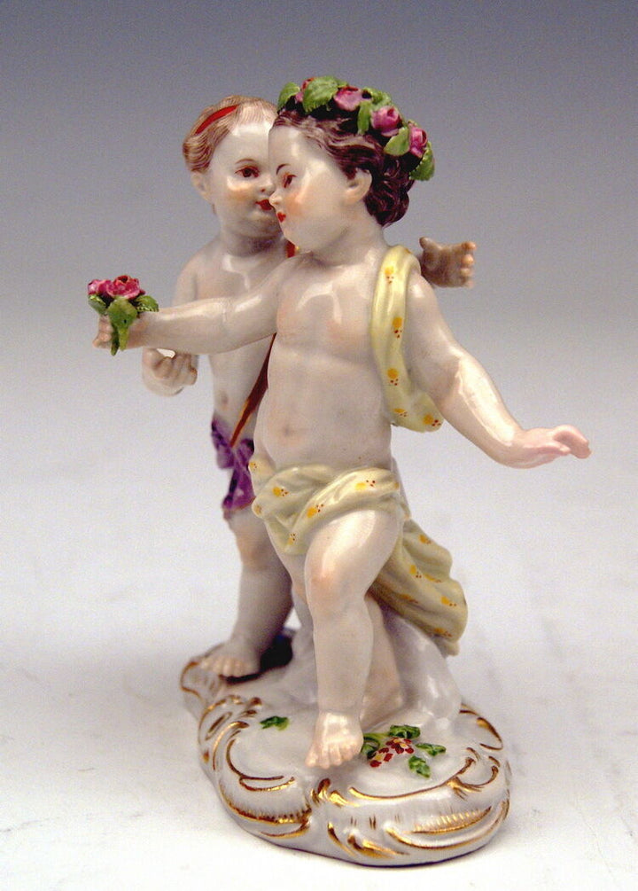 MEISSEN FIGUR GRUPPE TANZENDES PUTTI PAAR 2 OF DANCING CHERUBSMNR: 2990 UM 1900