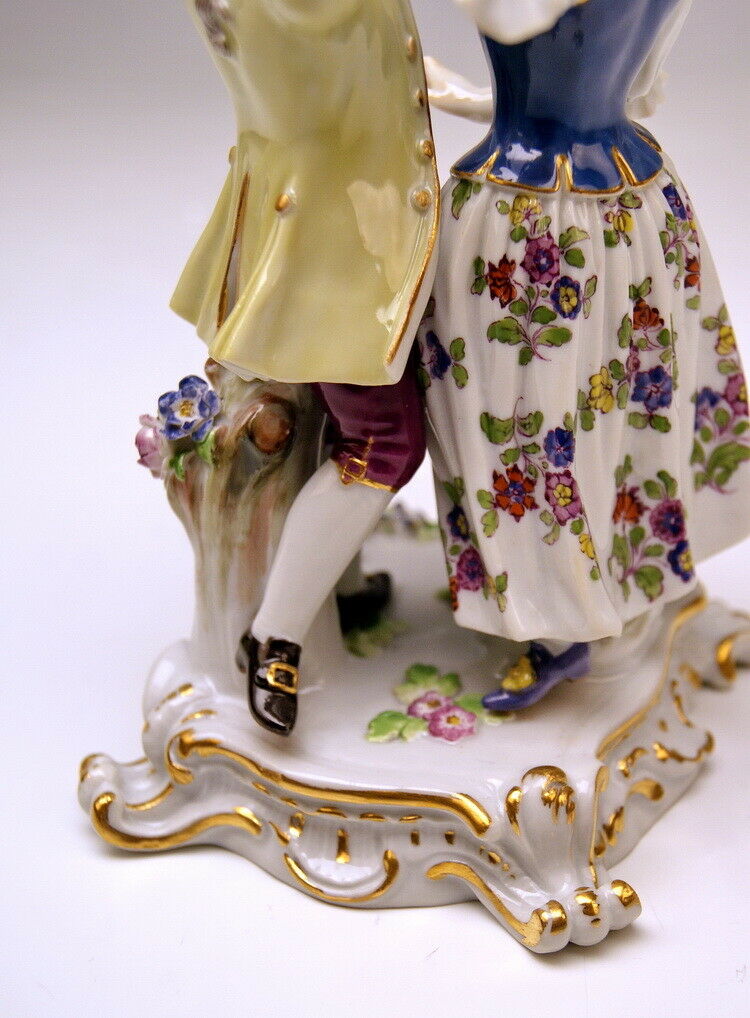邁森 MEISSEN マイセン FIGUR TANZPAAR KNABE MIT MÄDCHEN DANCING COUPLE MNR:L174 UM 1930