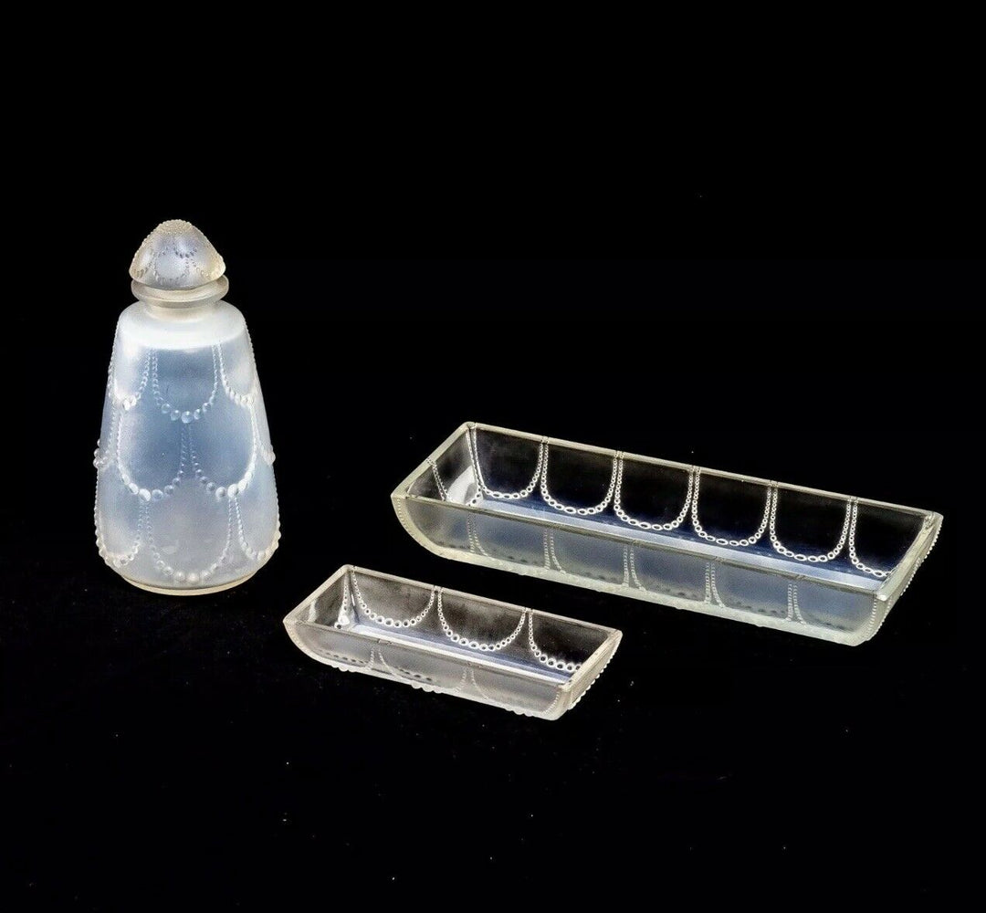 Garniture De Toilette Perles Opalescent Rene Lalique R.Lalique Bathroom Set