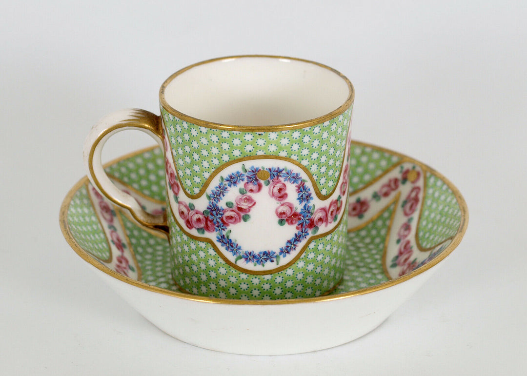 Rare Sevres Cup and saucer set (Tasse gobelet Litron) 1770-1790