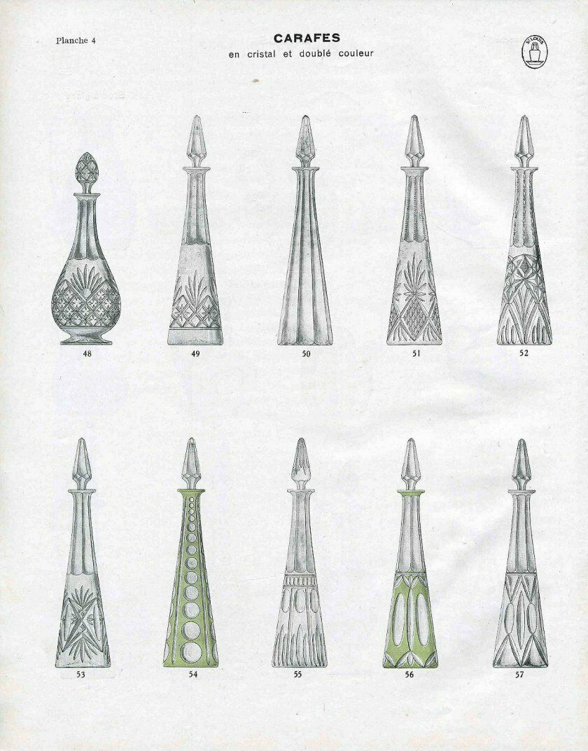 Saint-Louis. Importante carafe à vin du Rhin (43 cm), en cristal clair taillé.