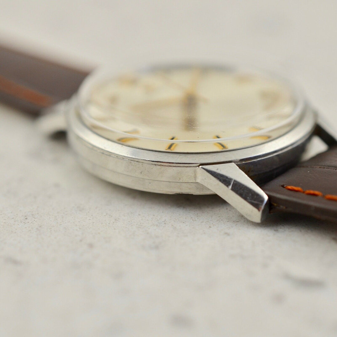 C.1962　ヴィンテージオメガ　機械式(手巻き）　シーマスター　腕時計　CAL.Ω286　型番135.003-62SC　スチール製