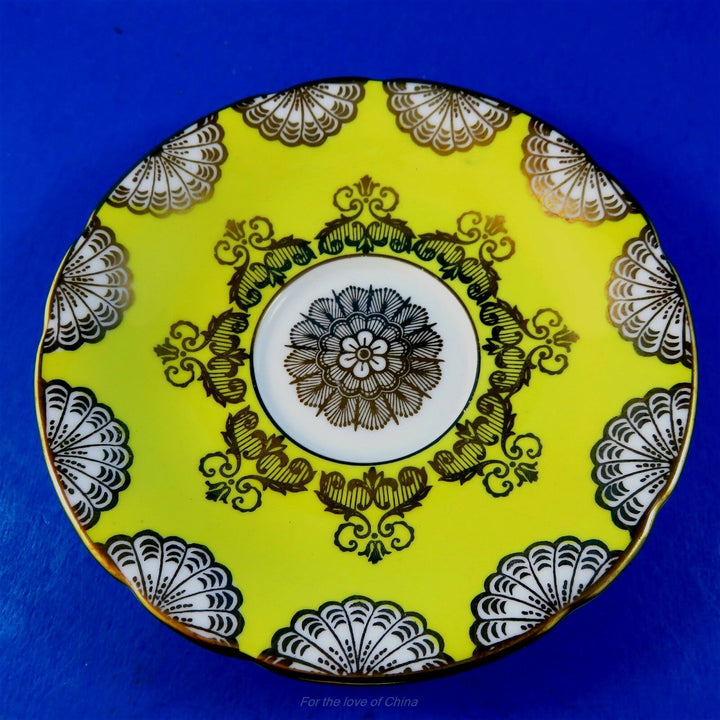 パラゴン　希少ブライトイエロー＆ゴールドスカラップ　カップ&ソーサー