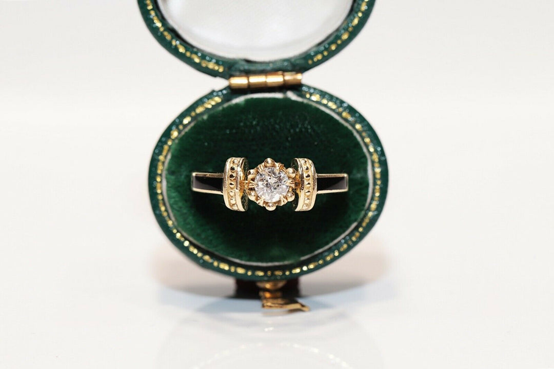 ヴィクトリアンスタイル 14K ナチュラルダイヤモンドとエメラルドのソリテールリング