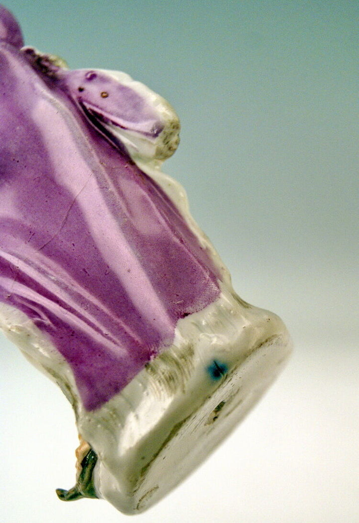 MEISSEN JAHRESZEITEN FIGUR PUTTO ALS WINTER CHERUB KÄNDLER MNR: A71 UM 1760