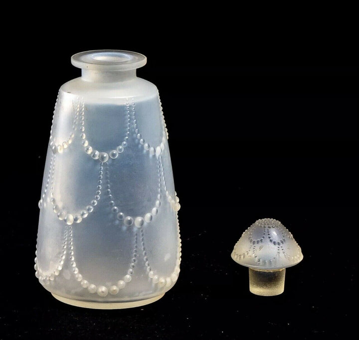 Garniture De Toilette Perles Opalescent Rene Lalique R.Lalique Bathroom Set