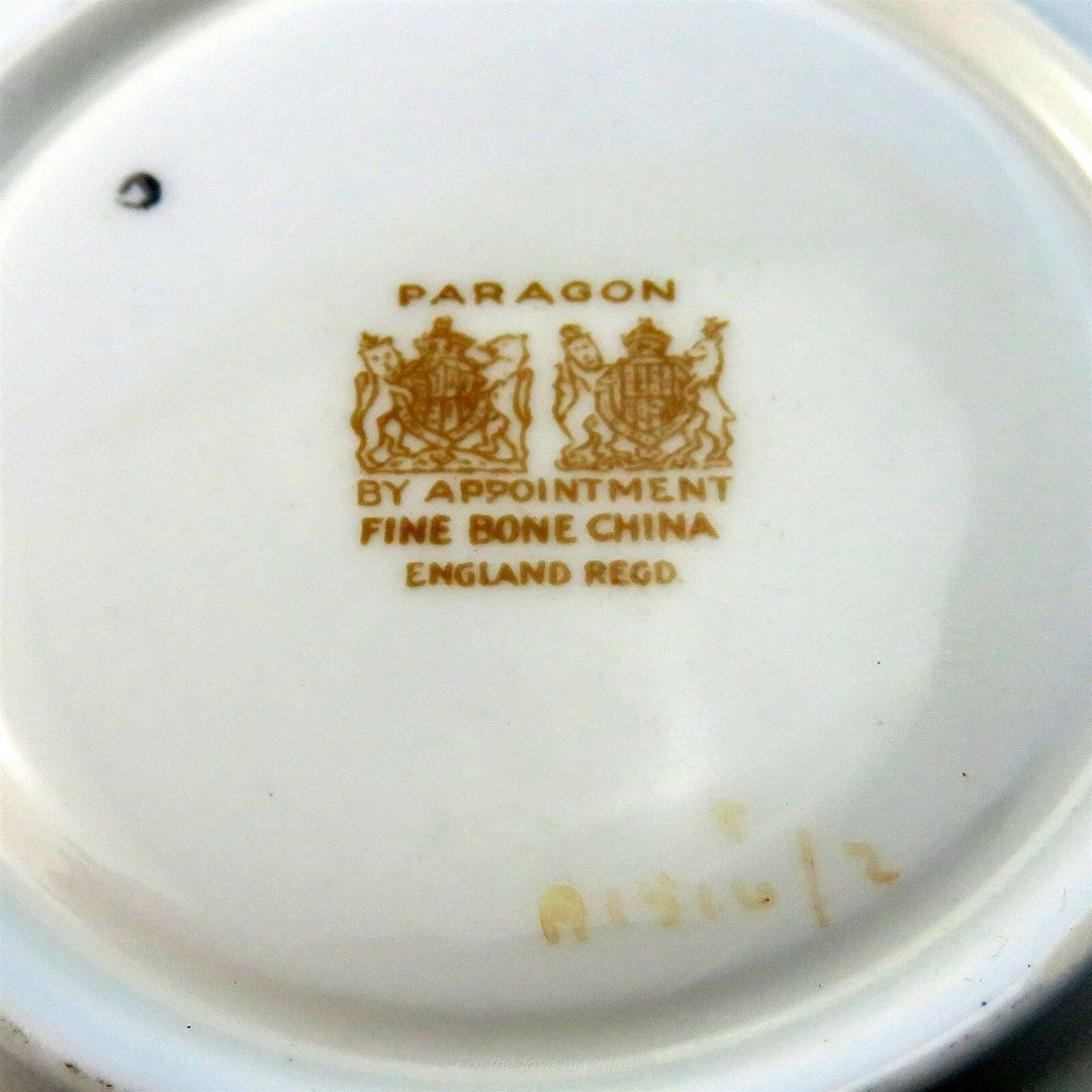 パラゴン　優しいイエローとフローラルブーケのカップ&ソーサー