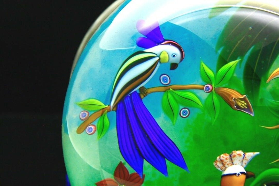 BACCARAT Three birds Art Glass pacifique Lt Ed Footed Paperweight,Apr 5.25"Hx5"W