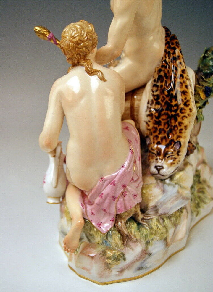 マイセン MEISSEN 邁森 GRUPPE BACCHUS NYMPHE GEFLÜGELTER PUTTO SATYR NR: C35X UM 1860