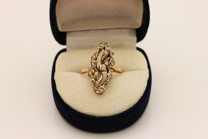 アンティーク オリジナル 10K ナチュラルダイヤモンドのフラワースタイルリング