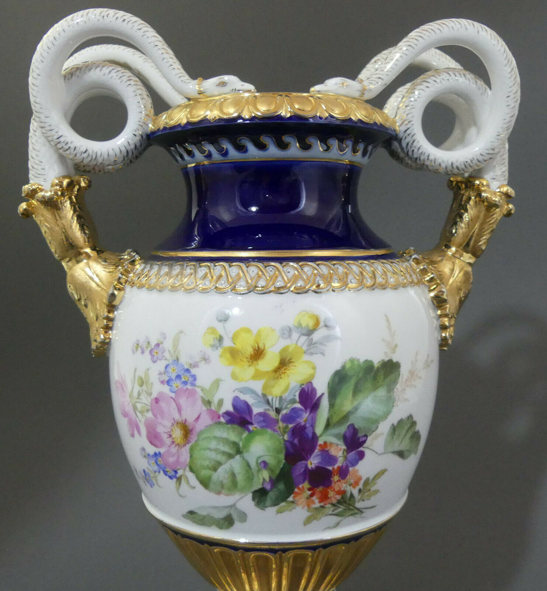  ⚔ Meissen Schlangenhenkelvase beidseitig Blumenbukett H.38,5cm 1.Wahl vor 1924