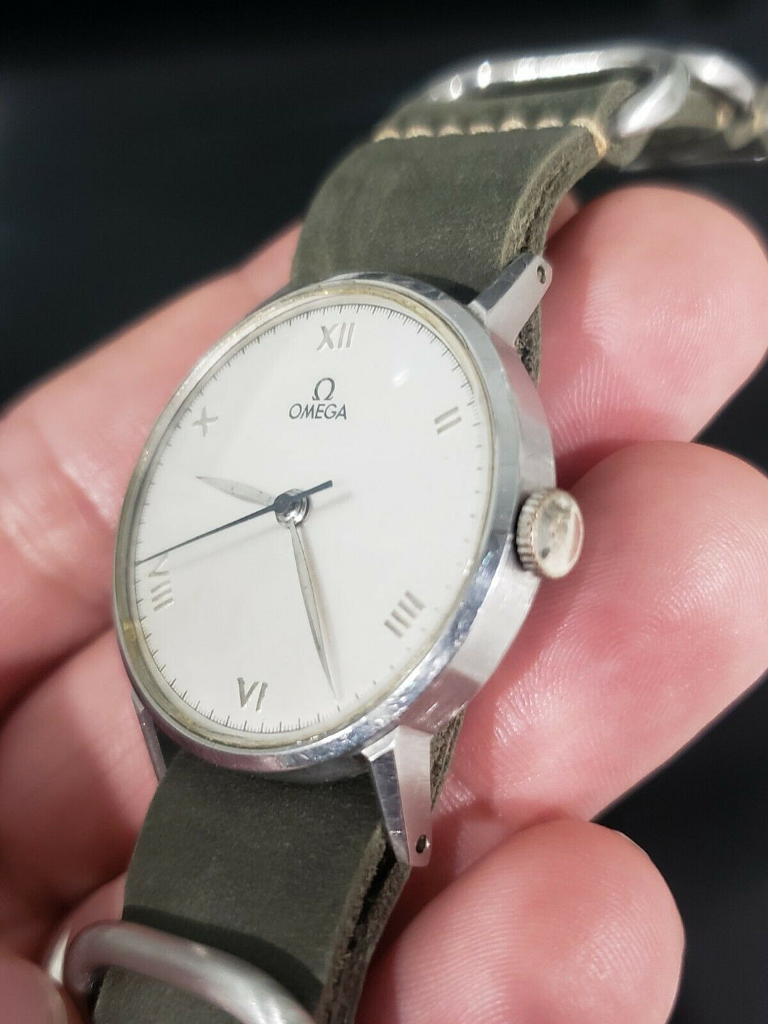 Rare Omega WW2 Military Men Roman Dial Vintage Watch Ref. 2220 /2 Cal. 30T2 SCPC