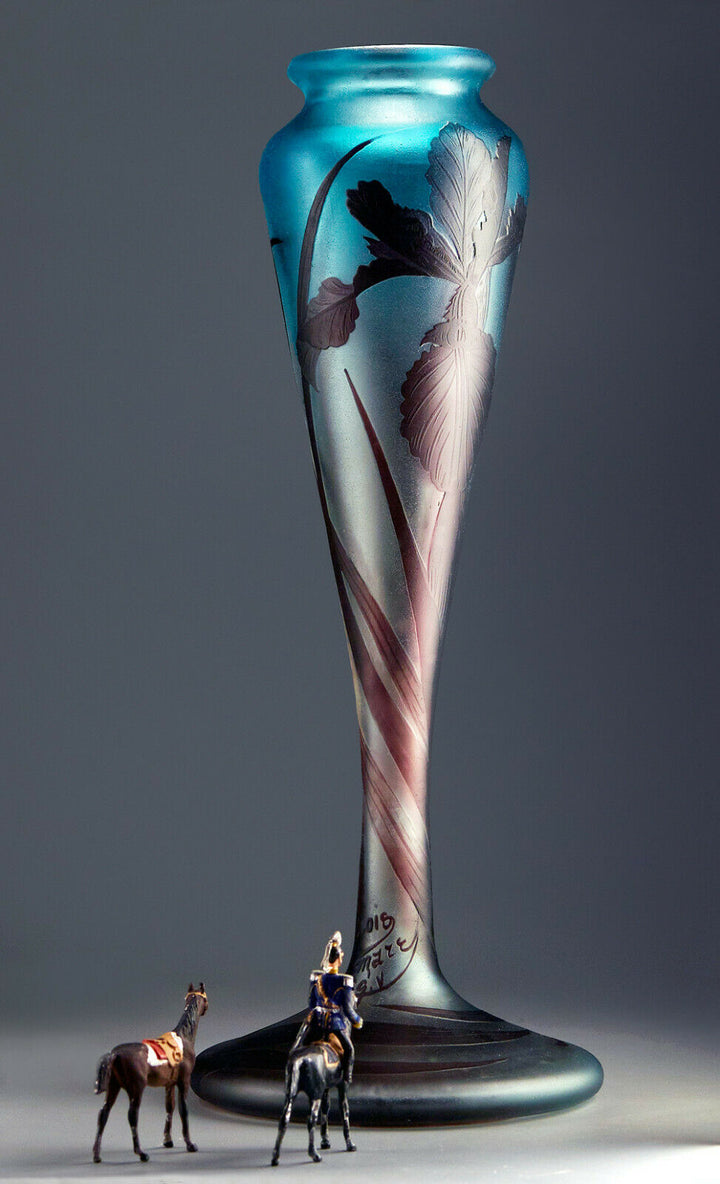 ミューラー兄弟　花瓶　アイリス