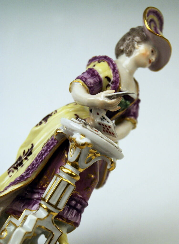 MEISSEN FIGUR KARTENSPIELERIN FEMALE CARD PLAYER ACIER MODEL F 64 VINTAGE 1910