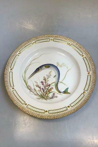 Royal Copenhagen Flora Danica Fish Plate No 19/3549