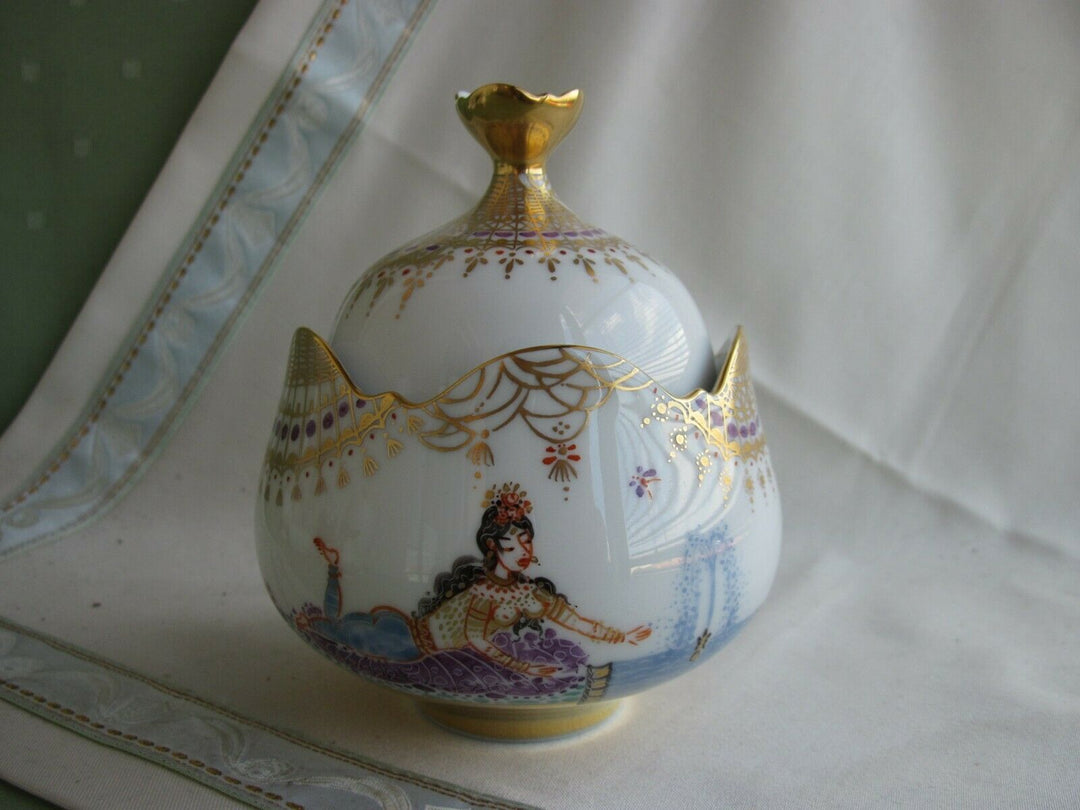 Schöne Meissen Zuckerdose in Dekor 1001 Nacht