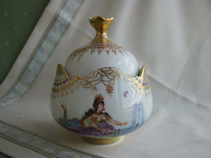 Schöne Meissen Zuckerdose in Dekor 1001 Nacht