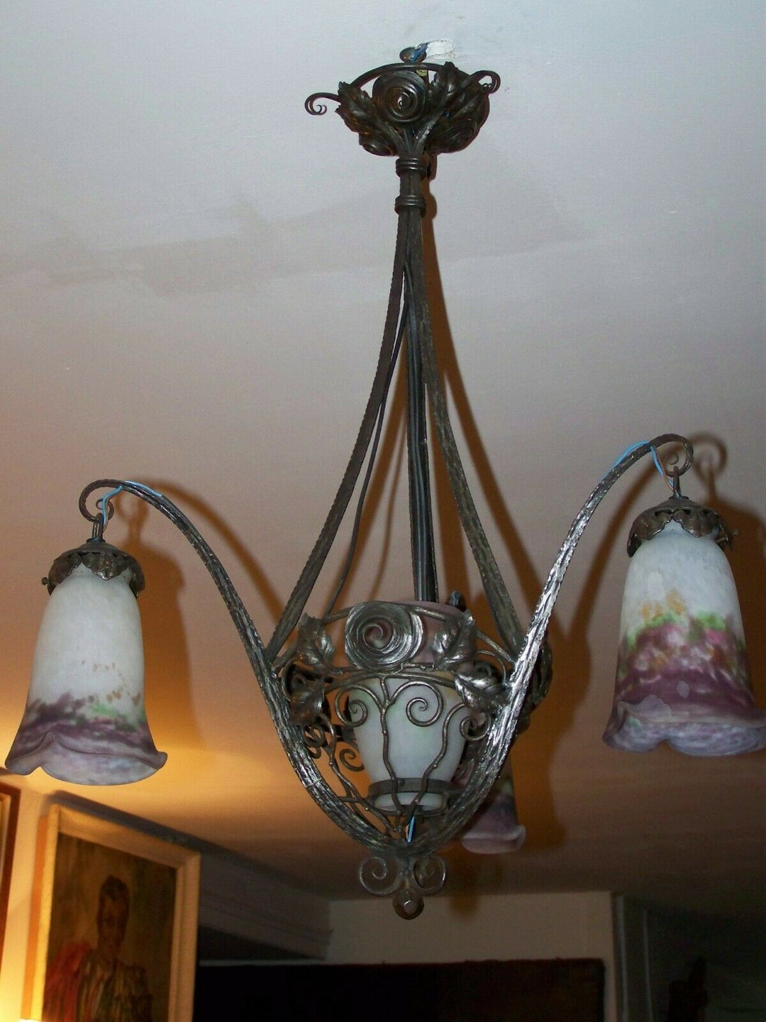 Suspension d'époque Art Nouveau pate de verre colorée signé MULLER frères Lunev