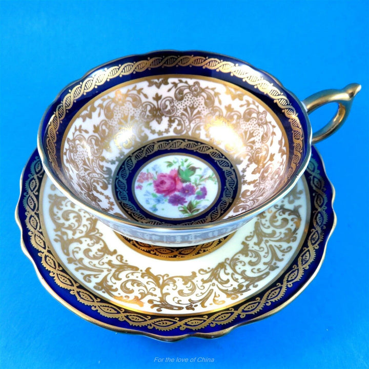 一凛咲とゴールドモチーフ&コバルトボーダー　　カップ&ソーサー