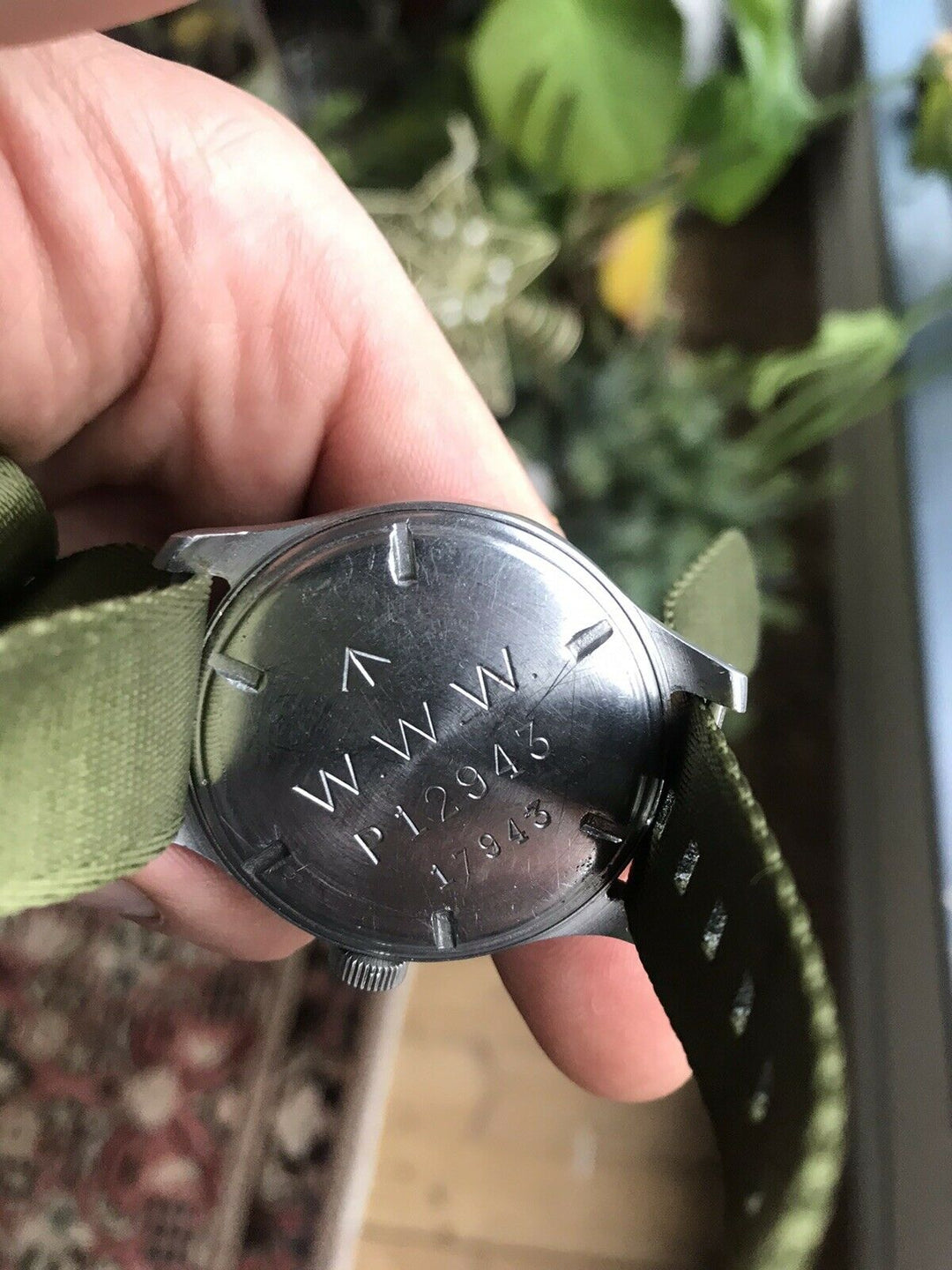 シーマ「ダーティ・ダース」ミリタリーウォッチ