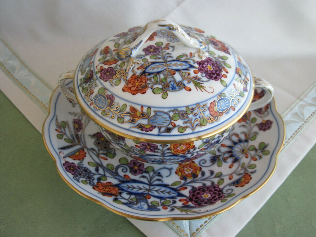 Schöne Meissen Terrine in Dekor Royal Buntes Zwiebelmuster mit Rot und Gold