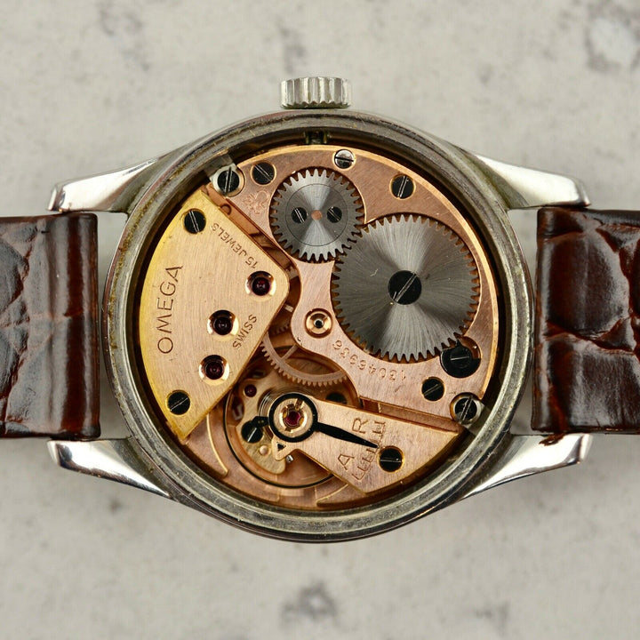 Vintage C.1951 Omega Jumbo Calatrava ref. 2639-8 cal. Ω 265 watch in steel