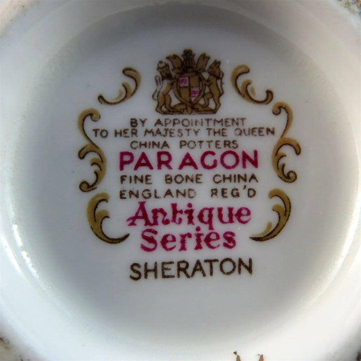 パラゴン　華麗なシェラトン・ピンクパラゴン・アンティークシリーズのカップ&ソーサー