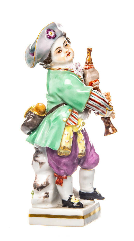 マイセン人形　バグパイプを持った園芸少年　1970年以降