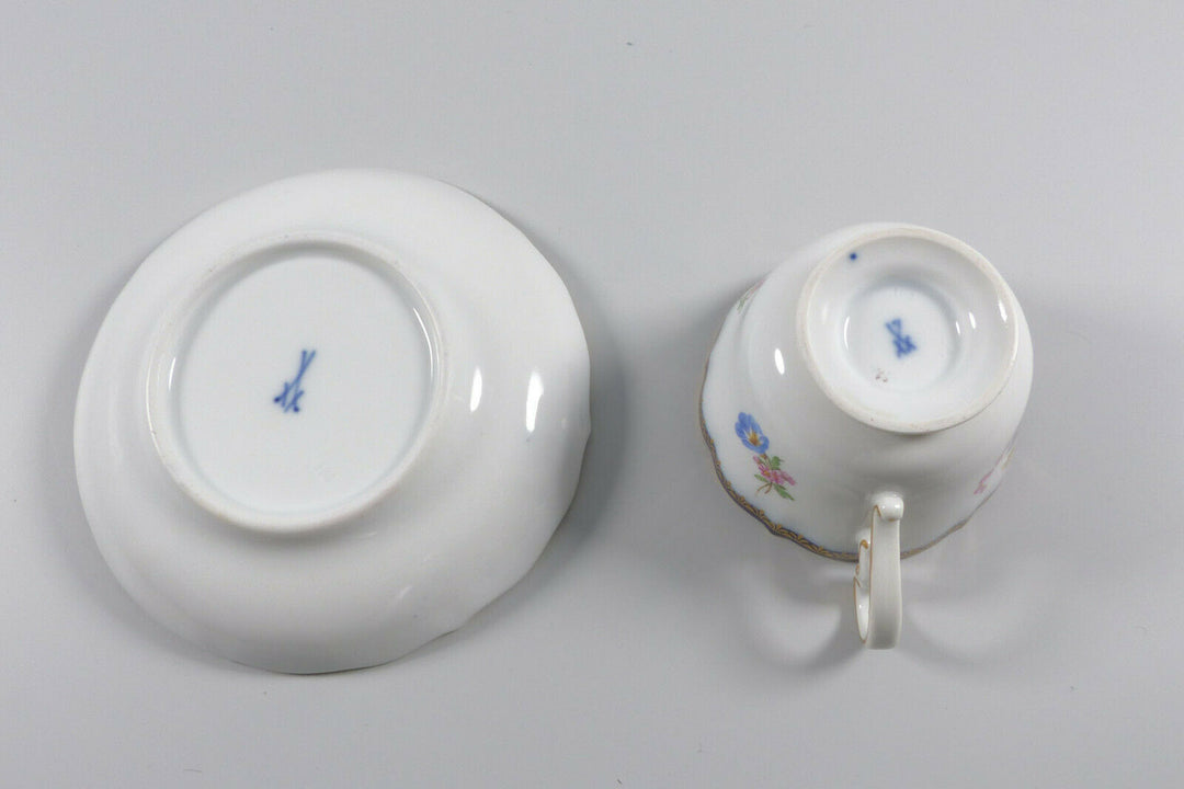  Meissen Kaffeetasse Untertasse A-Kante Blumen Bukett schräg 2. Wahl 111120