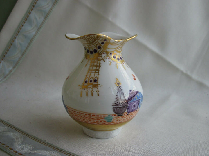 Schöne Meissen Tisch-Vase in Dekor 1001 Nacht